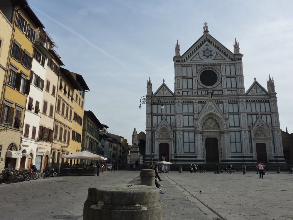 FLORENCE Basilique di Santa Croce (31).JPG