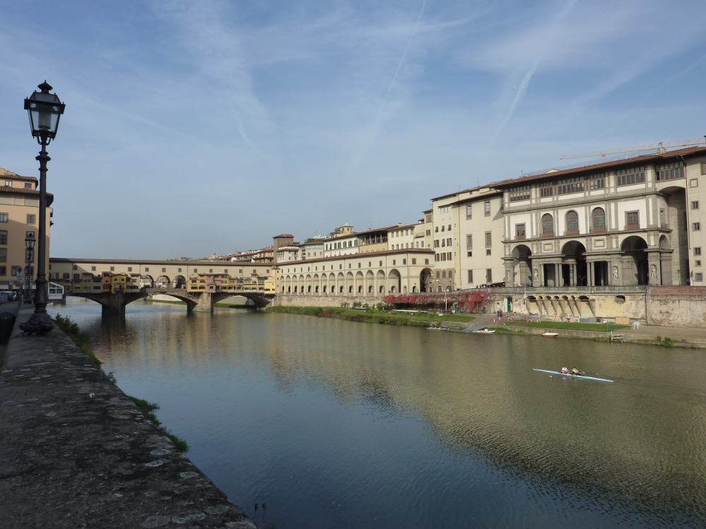 FLORENCE Sur l'arno (4).JPG