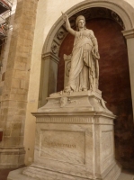 FLORENCE Basilique di Santa Croce (5).JPG