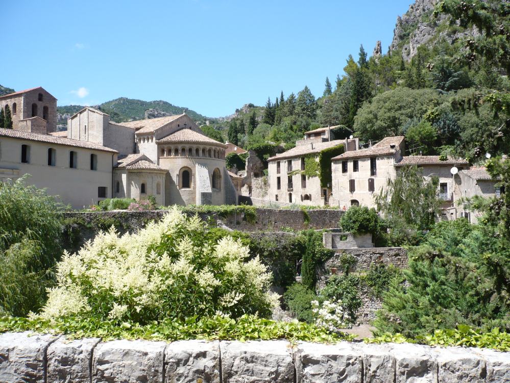 Saint-Guilhem le Desert (11).JPG