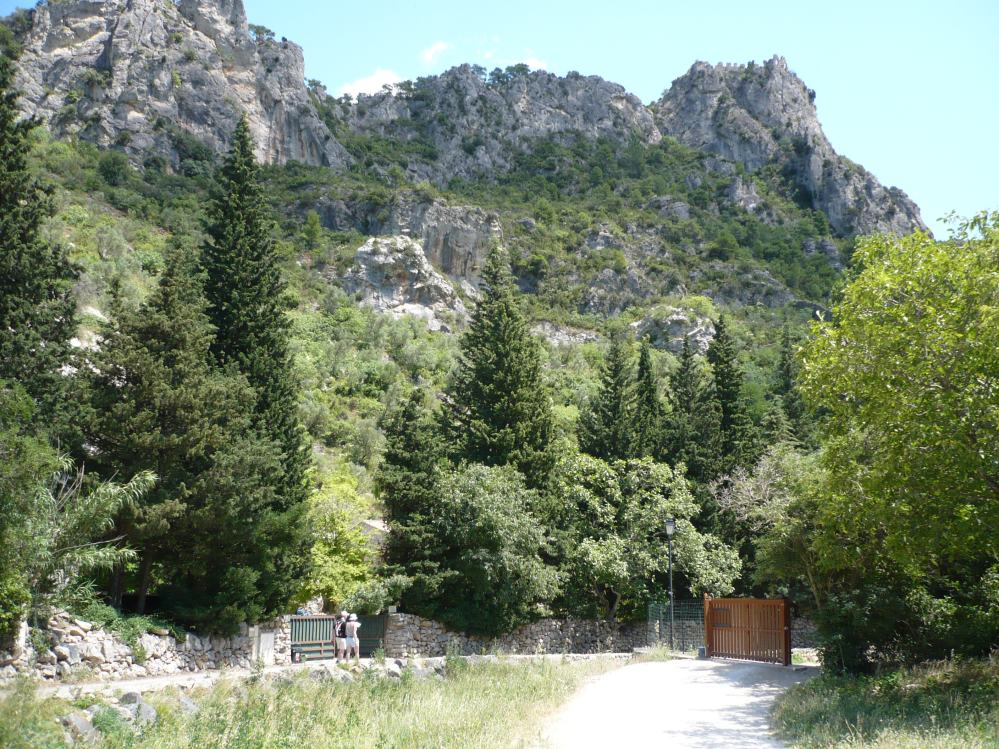 Saint-Guilhem le Desert (14).JPG