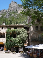 Saint-Guilhem le Desert (10).JPG